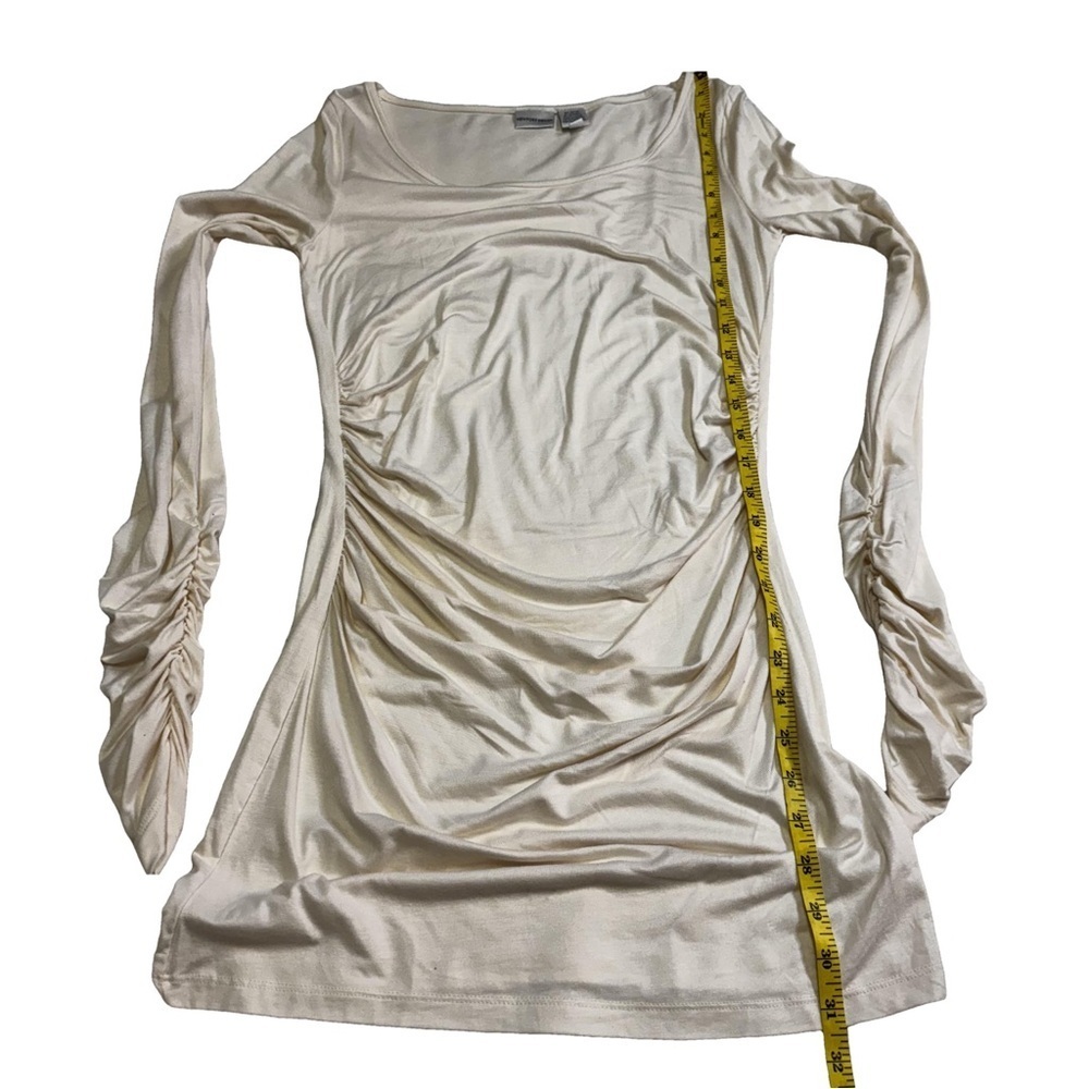 Newport News Cream Long Sleeve Top, Size Small Ruching on Sides and Sleeves NWOT - Picture 10 of 13